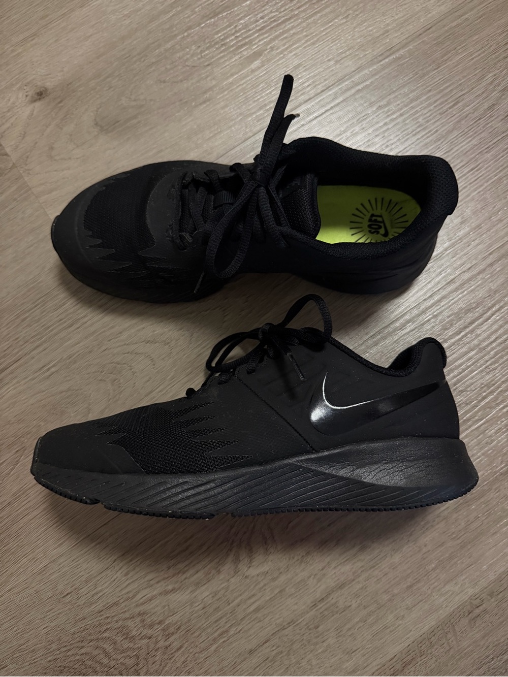 Nike Sneakers